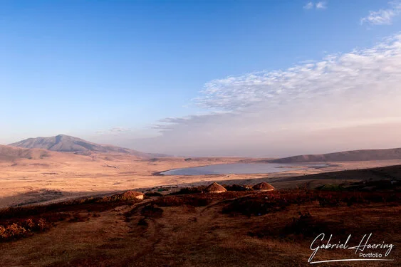 Safari fotografico Tarangire in Tanzania combinato con  Ngorongoro e grande migrazione Serengeti periodo delle nascite nel sud Serengeti